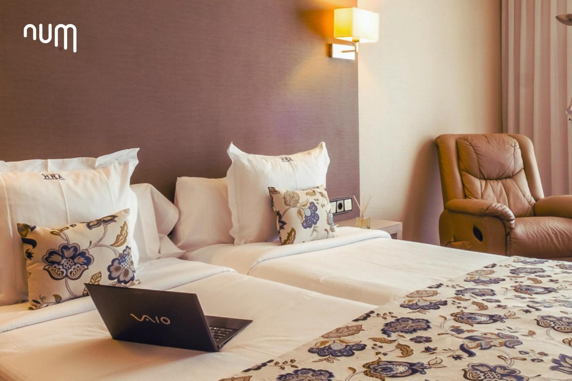 Num Hotel سالو المظهر الخارجي الصورة